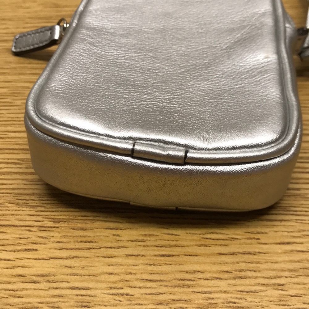 Coach Wristlet - Picture 3 of 7